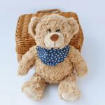 Плюшено мече с кърпа, кафяво