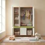 Детски Трикрилен Гардероб GINGER HOME DINO, с Рафтове, Лост за Закачалки и 6 Врати, Бяло, Зелено и Натурално Дърво, 120х60х180 см - Снимка 6