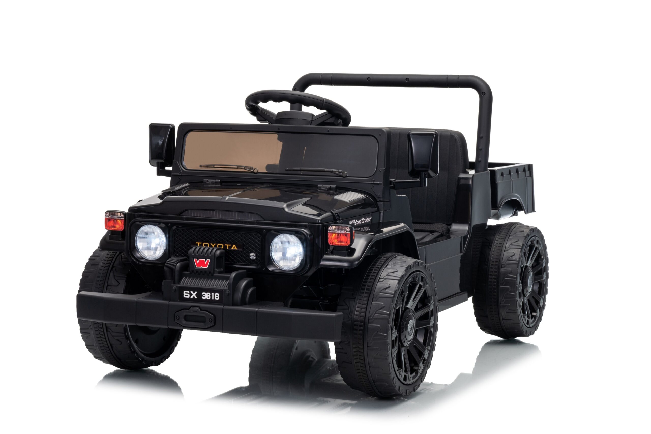 _xyz7930_ Акумулаторна кола Licensed Toyota Land Cruiser FJ45 Pick Up Black - Снимка 2